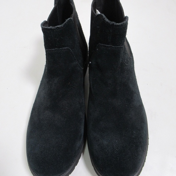 Ugg Men\'s Briscoe Chelsea Boots Suede Leather Black S/N 1016451 Size 11 USA main image 9